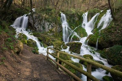 images of Slovenia - Sušec Waterfall
