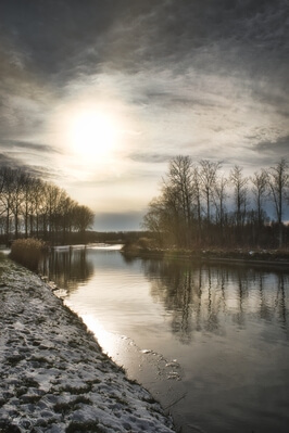 Winterview along the Dender-River between Idegem and Zandbergen