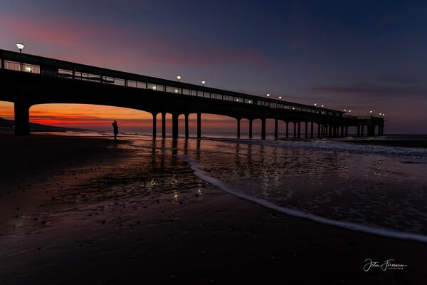 Boscombe pier before dawn