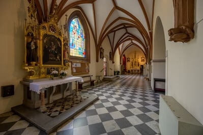 images of Slovenia - Stolnica in Maribor (Parish Church) Interior