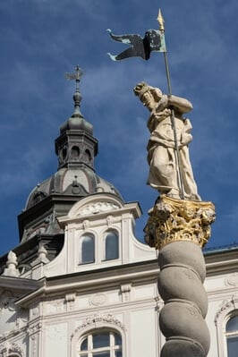 Slovenia images - Grajski Trg