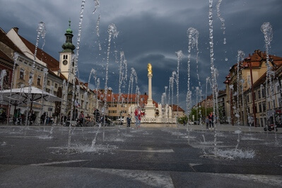 images of Slovenia - Glavni Trg (Main Square)