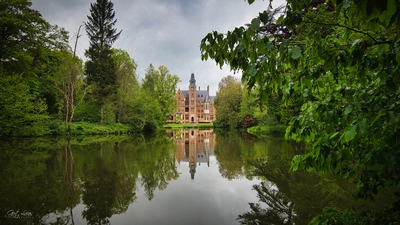 photography locations in Belgium - Loppem Castle