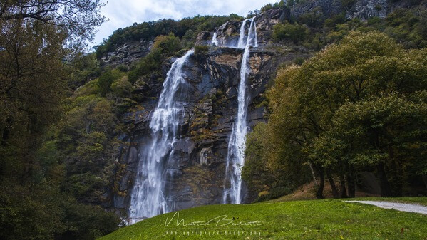 Acquafraggia waterfalls in autumn