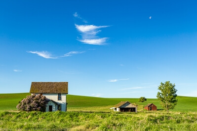 photography locations in Palouse - Walters Road Old House