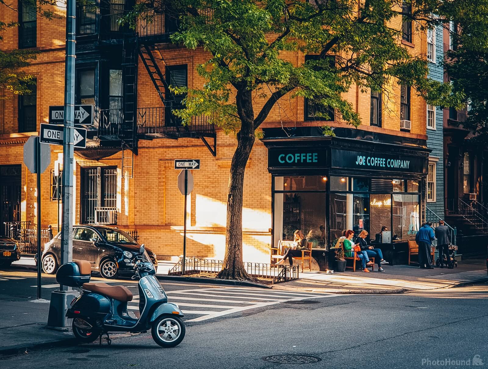 Image of Brooklyn Heights Coffe spot by Radoslav Gadóczi