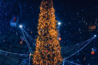 Ukraine photos - New Year and Christmas at Sophiyivska Square