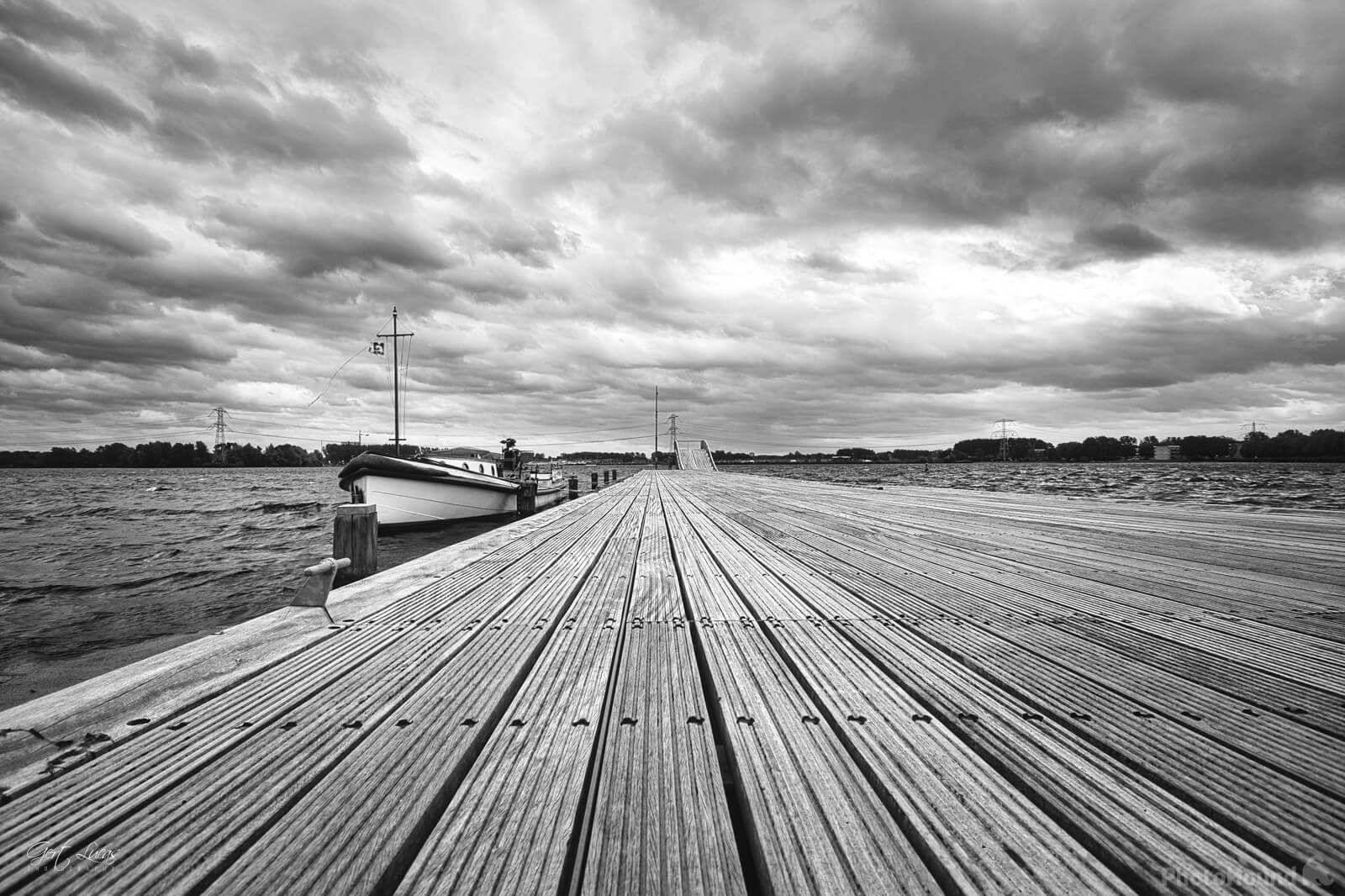 Image of Almere Pier - Weerwater by Gert Lucas