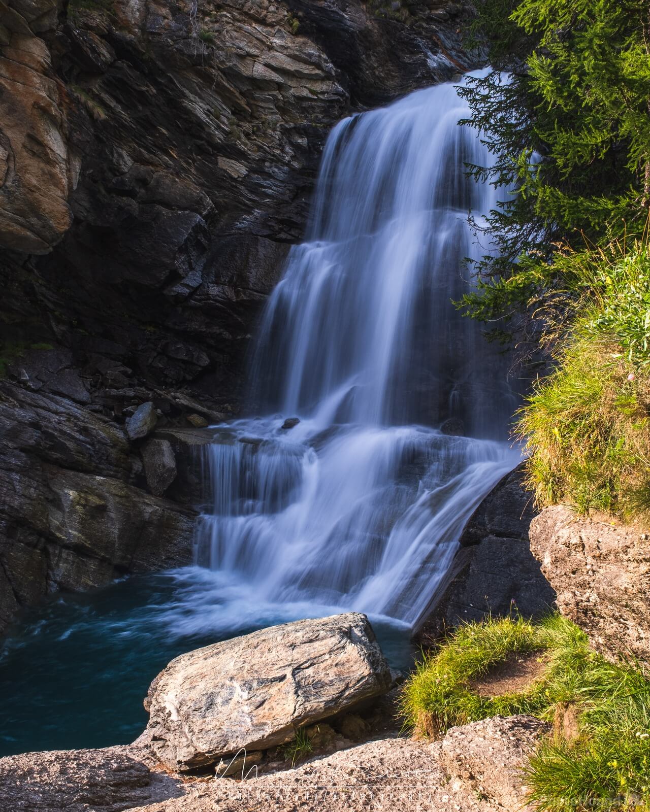 Image of Lillaz Waterfalls by Mattia Bedetti
