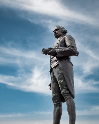 instagram spots in British Columbia - Statue of Captain James Cook