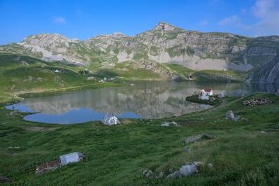 Picture of Kapetanovo Jezero (Captain's Lake) - Kapetanovo Jezero (Captain's Lake)