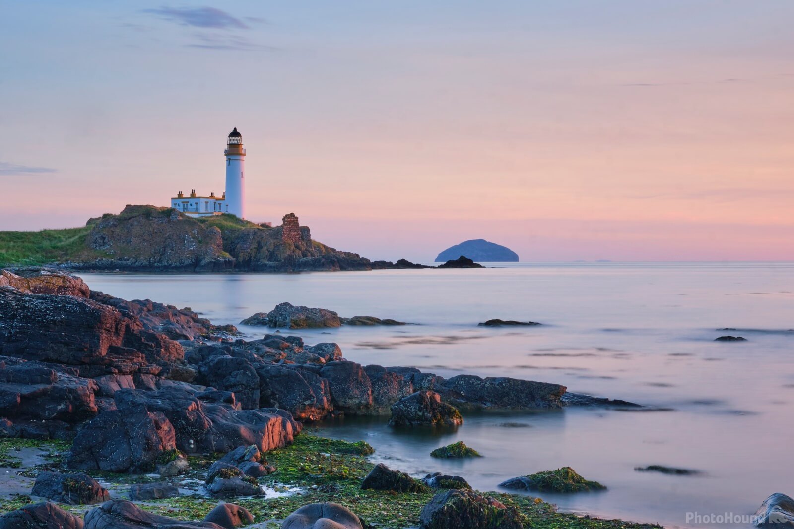 Image of Turnberry Lighthouse by Gary Calland