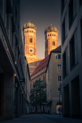 photo spots in Bayern - Frauenkirche, München