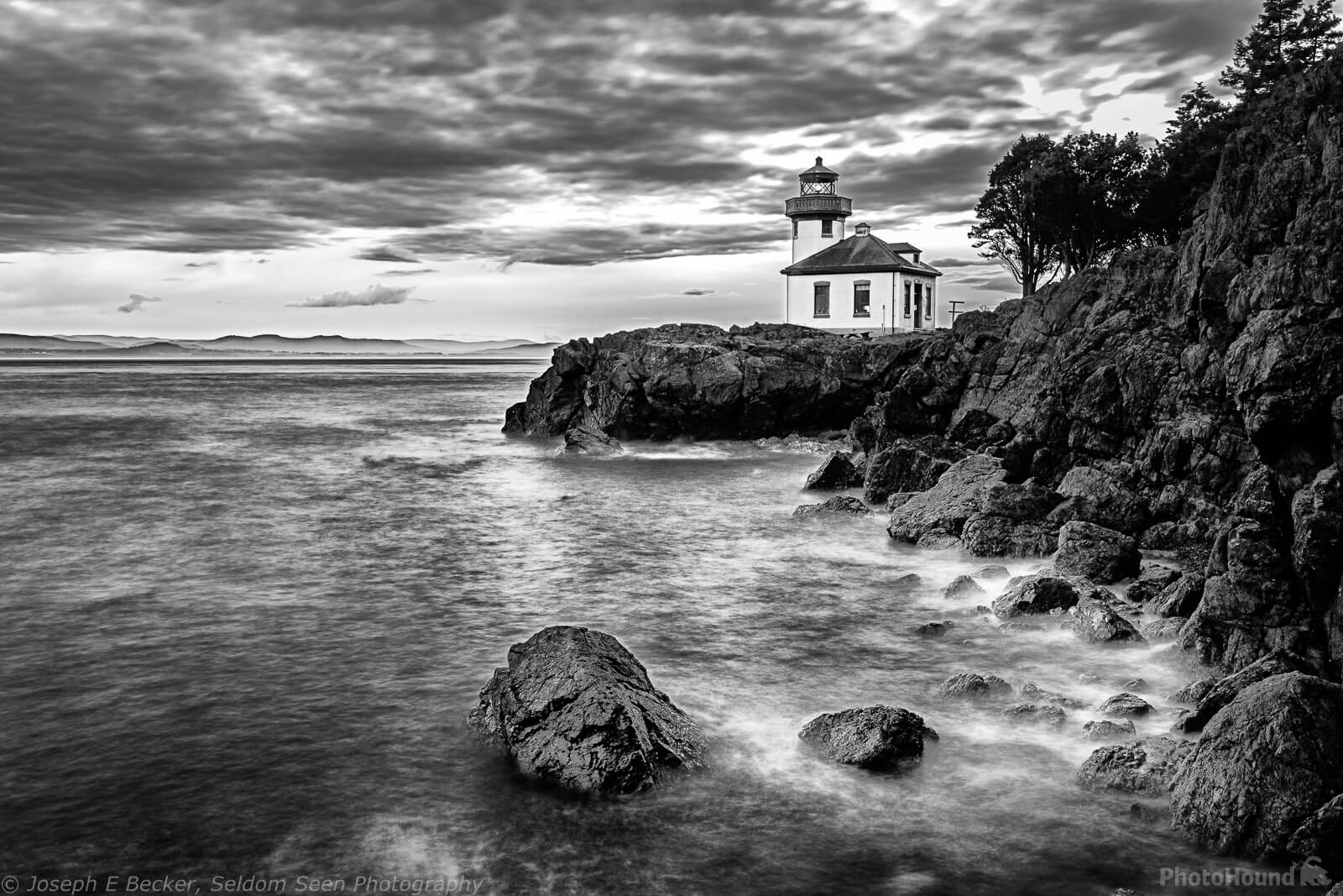 Image of Lime Kiln Lighthouse by Joe Becker