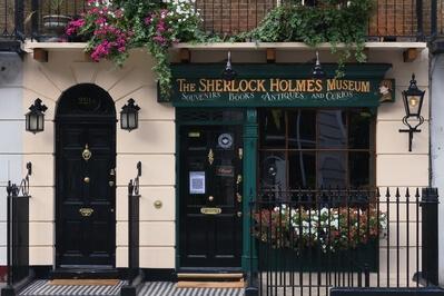 pictures of London - 221B Baker Street