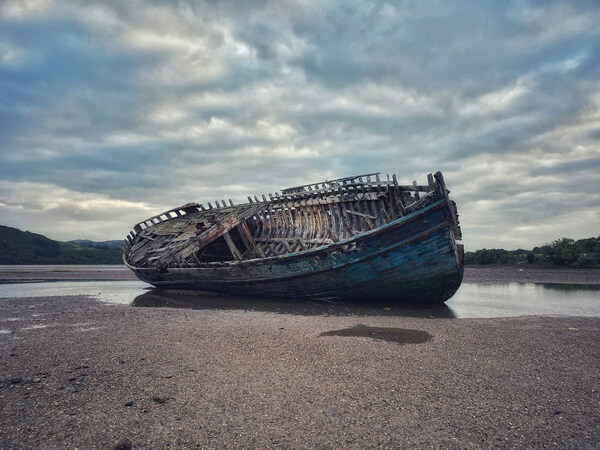 Shipwreck at Dulas Bay taken yesterday evening just before sunset. Image taken on my iPhone Max, edited in Snapseed.