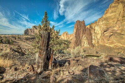 Photo of Smith Rock State Park - Main Viewpoint - Smith Rock State Park - Main Viewpoint