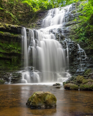 images of The Yorkshire Dales - Scaleber Force