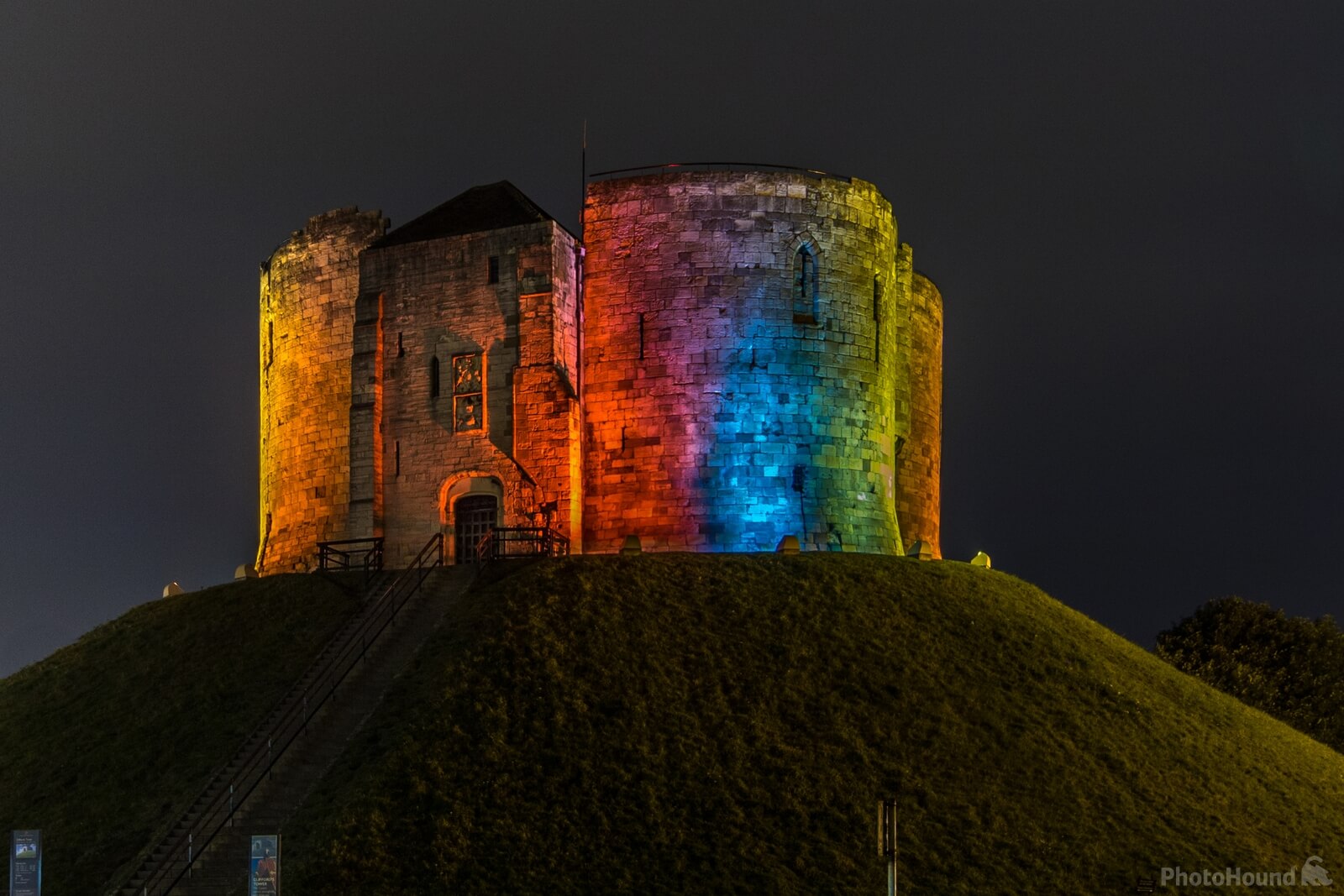 Image of Clifford\'s Tower - Exterior by Andy Killingbeck