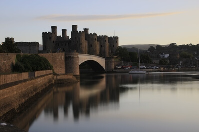 images of North Wales - Conwy Castle & Bridge