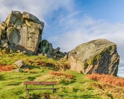 images of The Yorkshire Dales - Cow and Calf, Ilkley Moor
