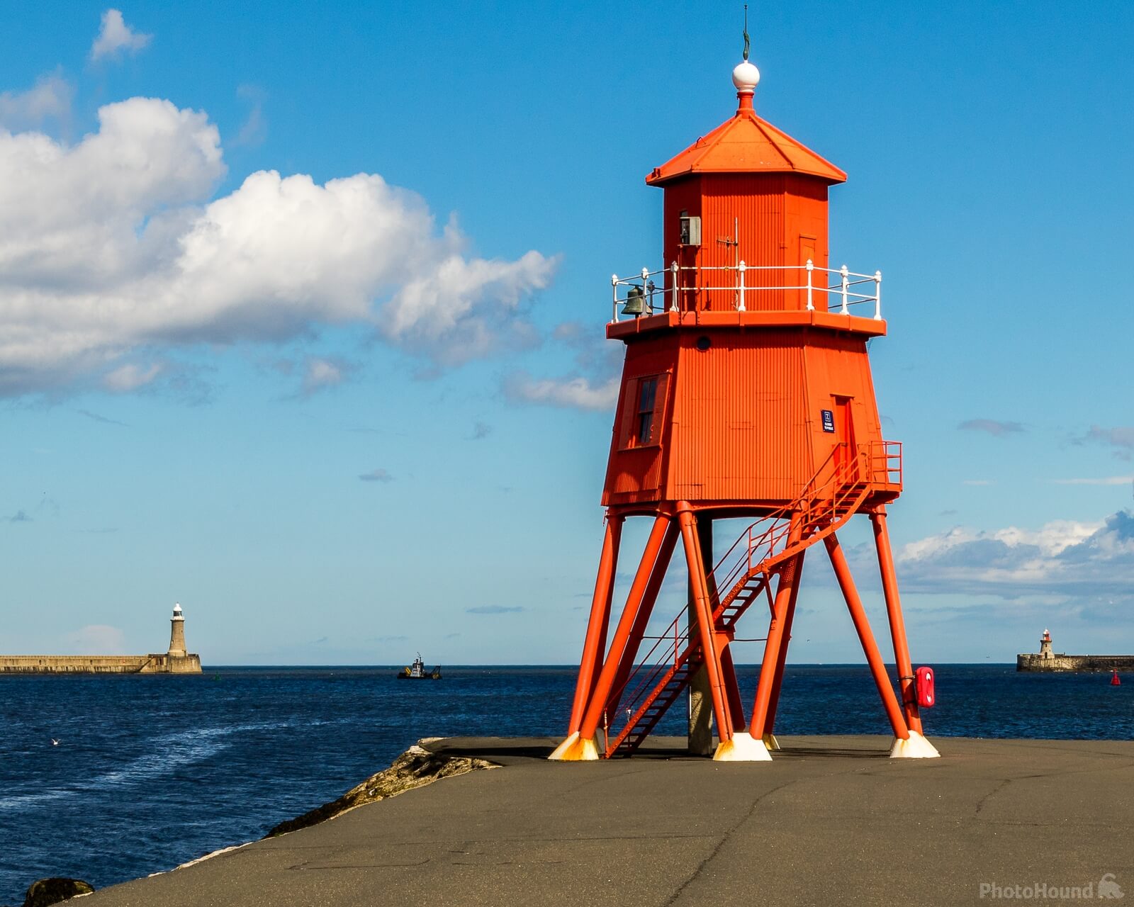 Image of Herd Groyne Lighthouse, South Shields by Andy Killingbeck