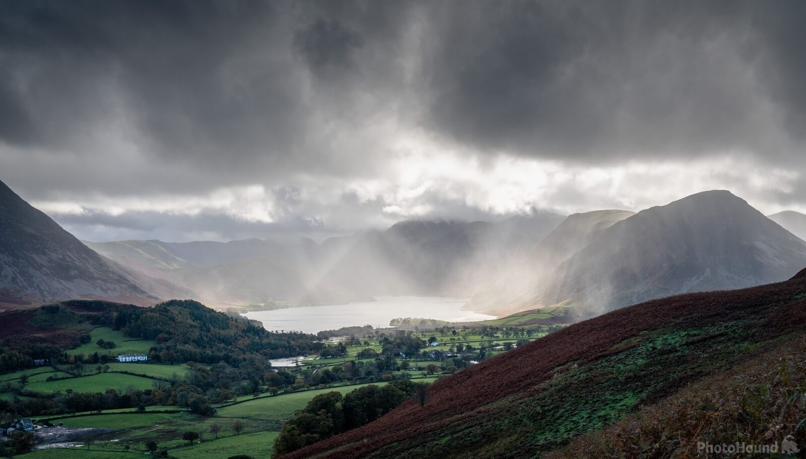 Image of Low Fell by Richard Lizzimore