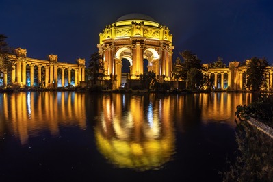 photography spots in California - The Palace of Fine Arts 