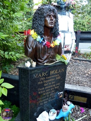 The Bronze Bust sculpted by Quebec Artist Jean Robillard at Marc Bolan's Rock Shrine, Gipsy Lane, Barnes, SW15 5RG London. Photograph taken on the 16th September 2021 - The 44th Anniversary of his passing at this site. The Bronze Bust was unveiled by Rolan Bolan to remember Marc Bolan's 25th Anniversary. 