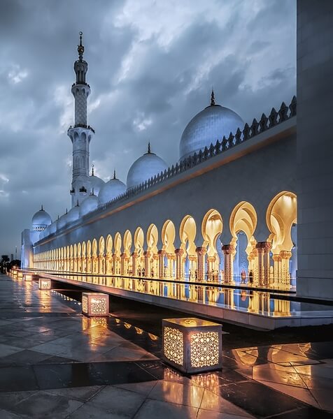 The Grand Mosque .. Abu Dhabi
Iconic landmark architecture
