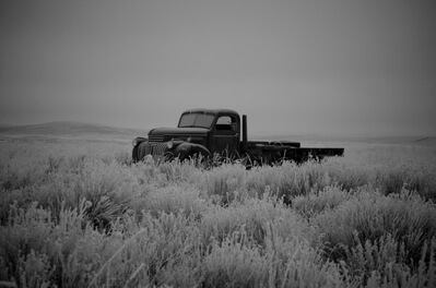 Washington instagram spots - 1945 Flatbed Truck
