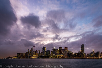 images of Canada - Toronto Skyline - Polson Pier