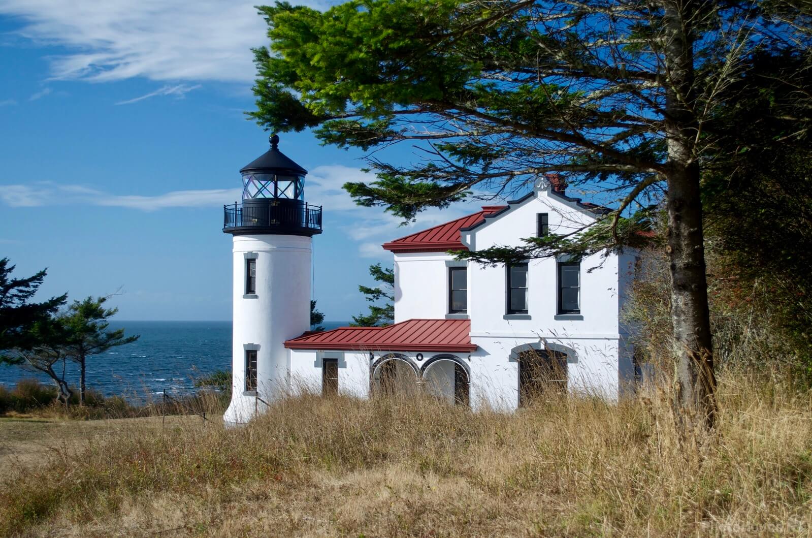 Image of Admiralty Head Lighthouse by Steve West