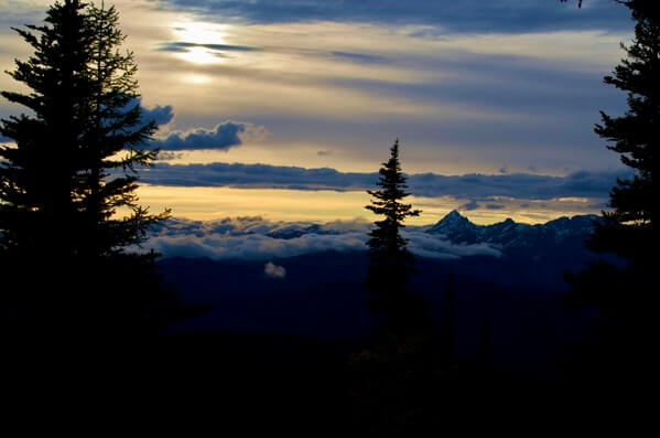 I took this photo as I was leaving and it is overlooking the Cascade Mountains looking southwest.