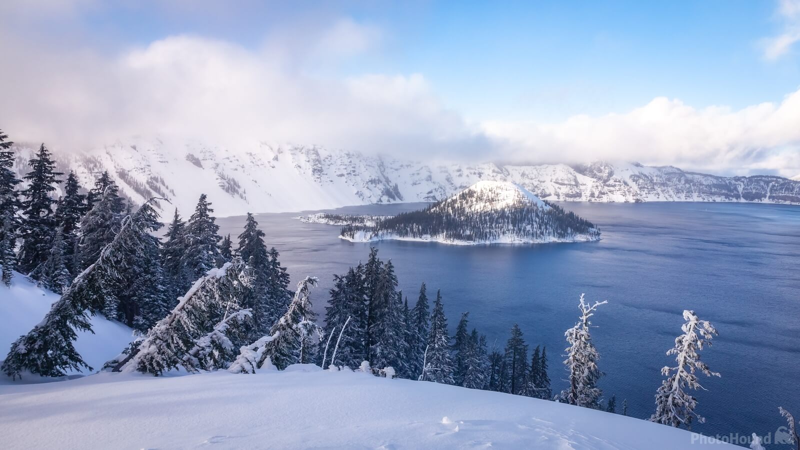 Image of Crater Lake - Discovery Point Trail by Greg Valle