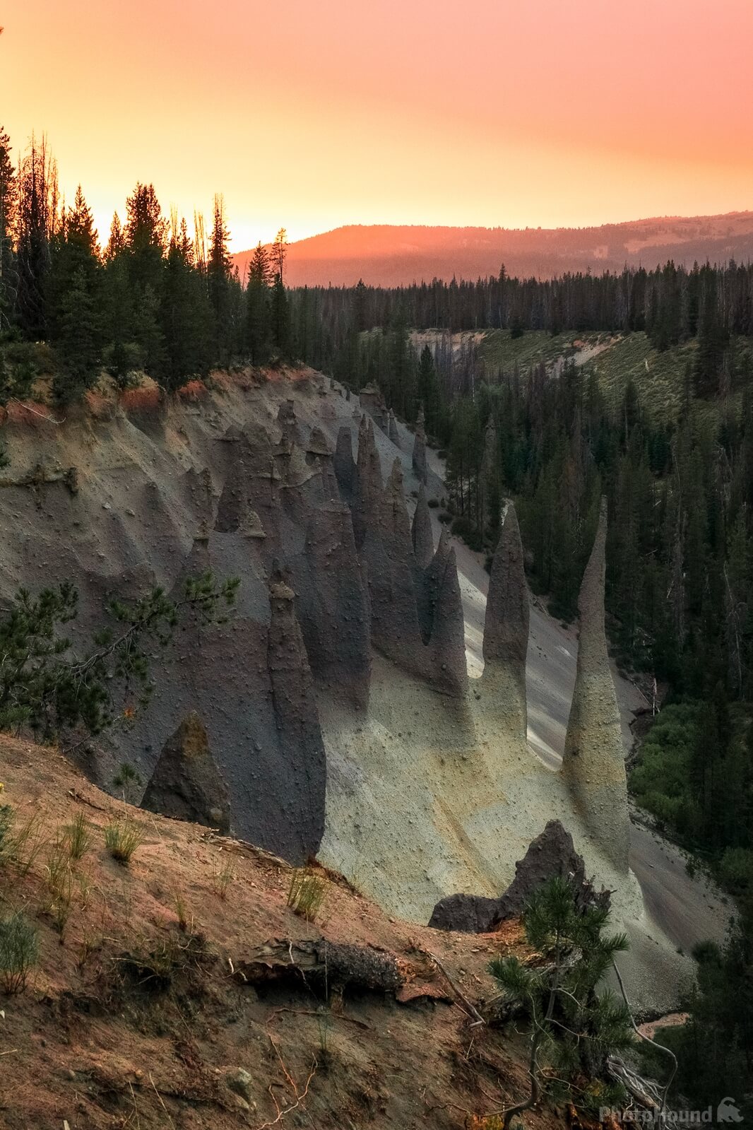 Image of The Pinnacles - Crater Lake NP by Greg Valle