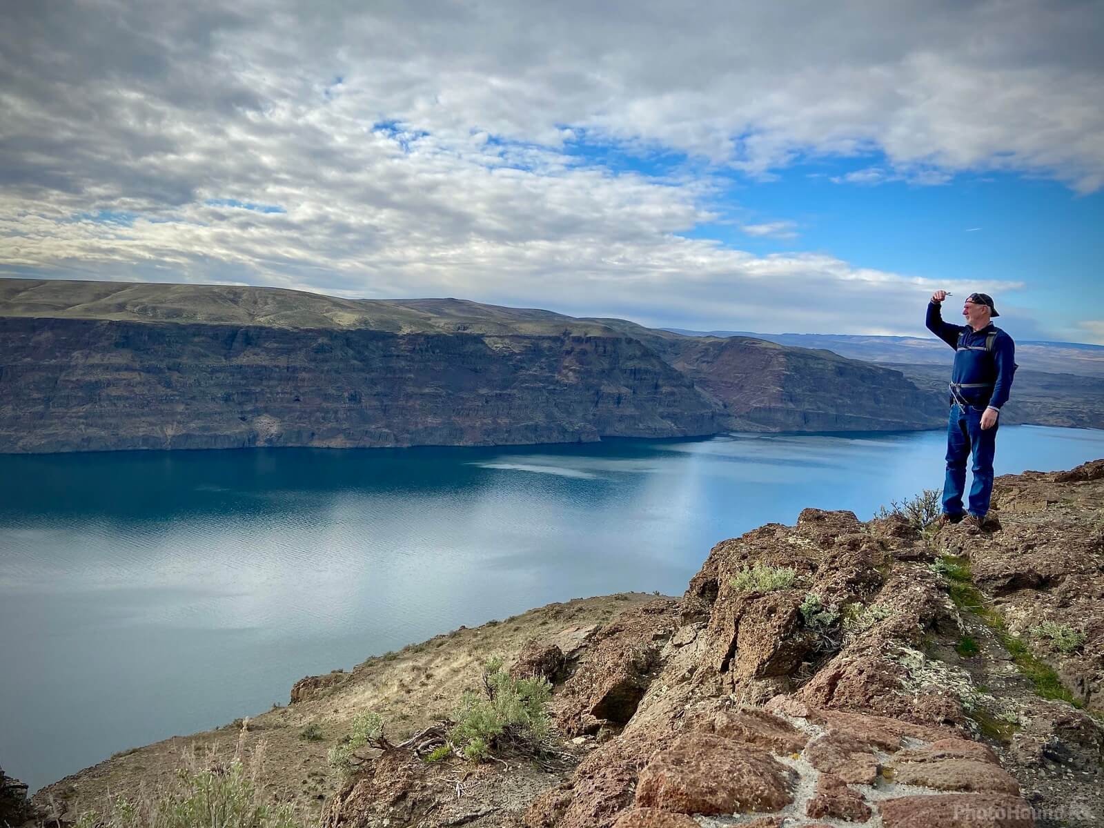 Image of Wanapum Viewpoint And Columbia River Scenic Overlook by Steve West