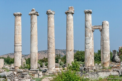 The temple of Aphrodite was built in the 7th century BC, and is the main point of this place. 