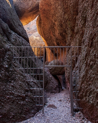 photography spots in California - Balconies Cave