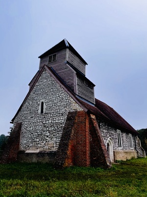 photography spots in England - Mary Magdalene Chapel 