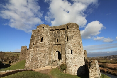 pictures of South Wales - Kidwelly Castle