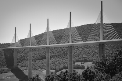 pictures of France - Millau Viaduct