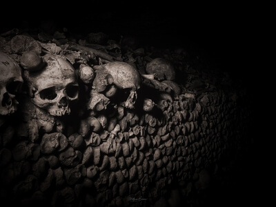 pictures of Paris - Paris Catacombs