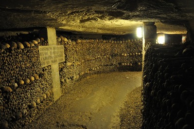 pictures of France - Paris Catacombs