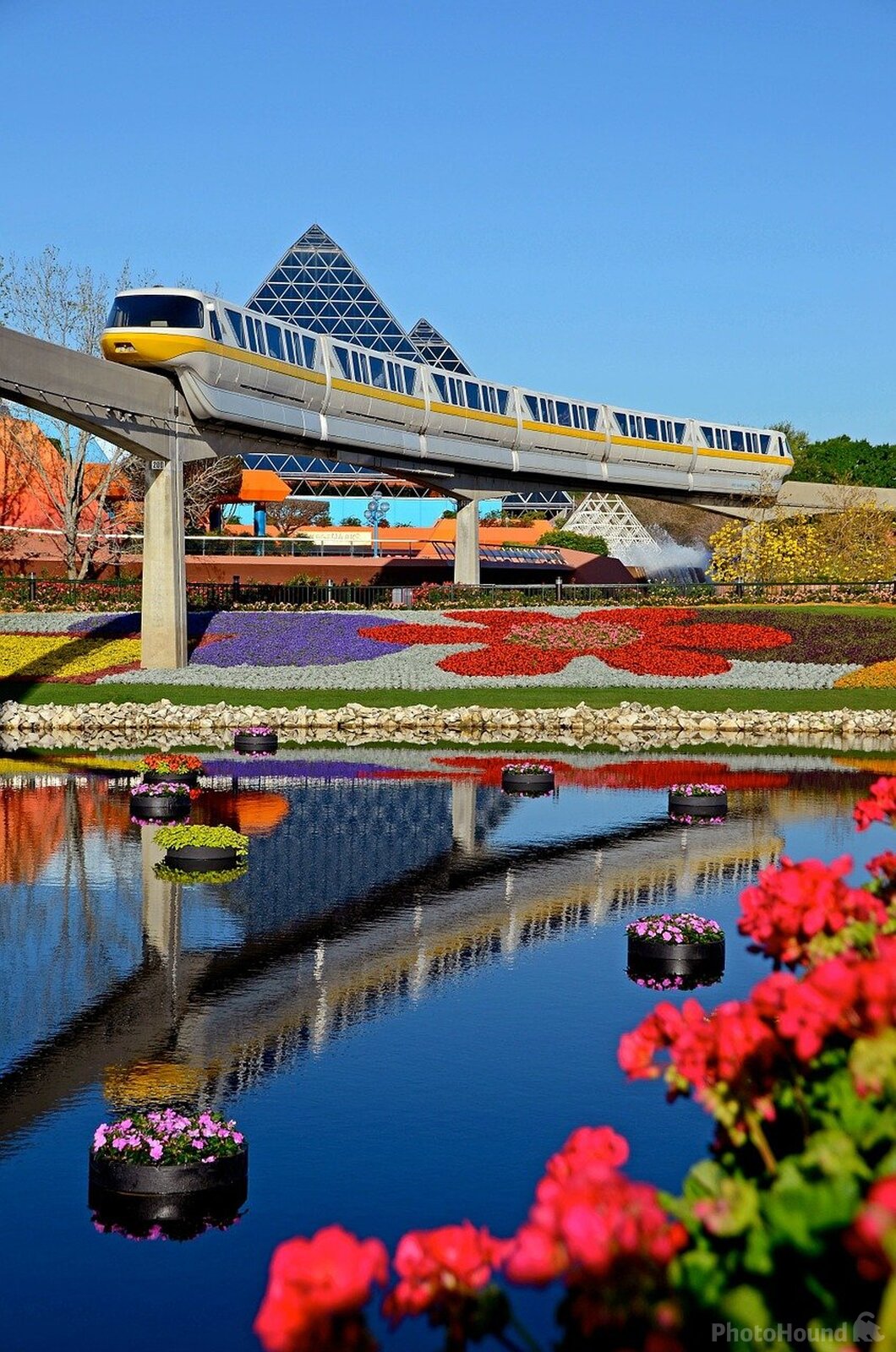 Image of Epcot by Team PhotoHound