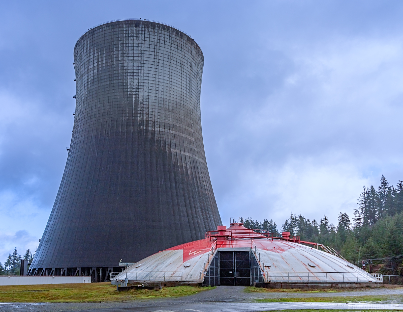 Image of Satsop Nuclear Power Plant by edward oliver