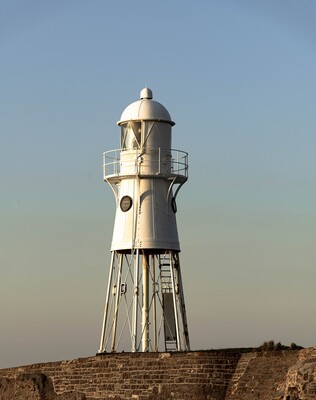 Picture of Black Nore Lighthouse - Black Nore Lighthouse