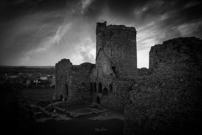 photos of South Wales - Kidwelly Castle