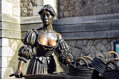 Ireland photos - Molly Malone Statue