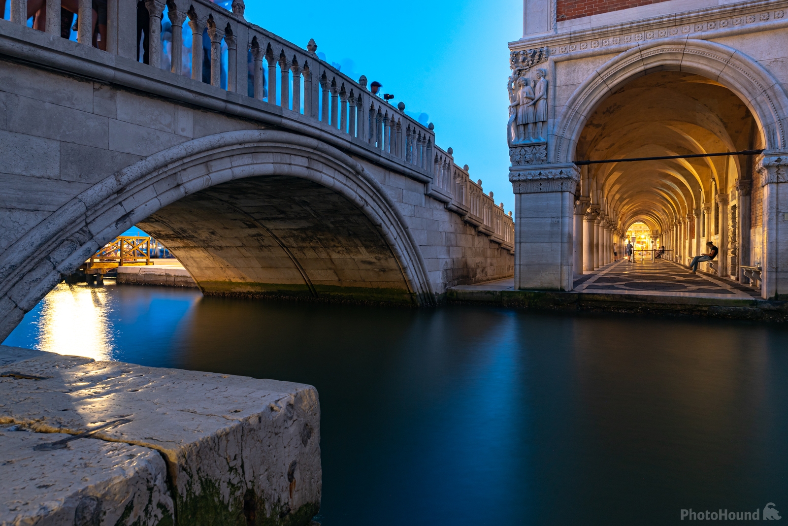 Image of Ponte dei Sospiri (Bridge Of Sighs) by Team PhotoHound